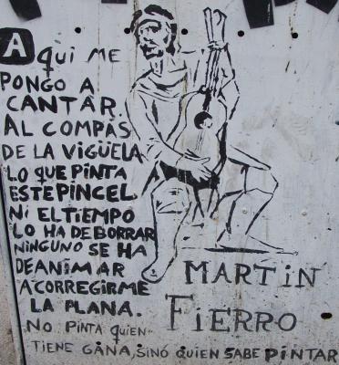 Martín Fierro, presente siempre en los libros, en las escuelas, en las paredes y en las peñas