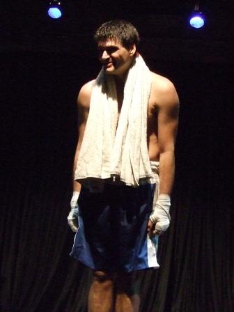 "Bengala," un impresionante espectáculo sobre un viejo boxeador en el teatro LaComedia de Buenos Aires
