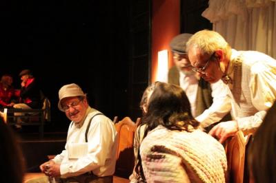 "La última rebelión," espectáculo de alto vuelo sobre personas mayores en el Korinthio Teatro de Buenos Aires