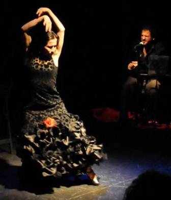 "Raices del flamenco," un espectáculo teatral bailado de Marcela Suez